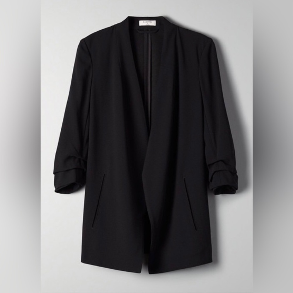 Aritzia Babaton Black Macauley Blazer Size 00
